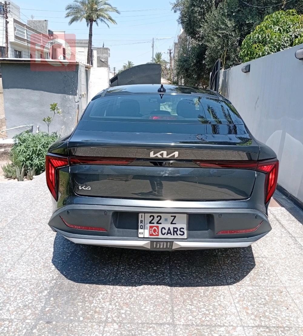 كيا K4